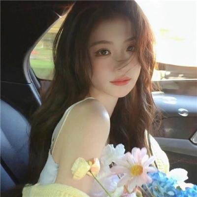 神穿古代我龙袍加身